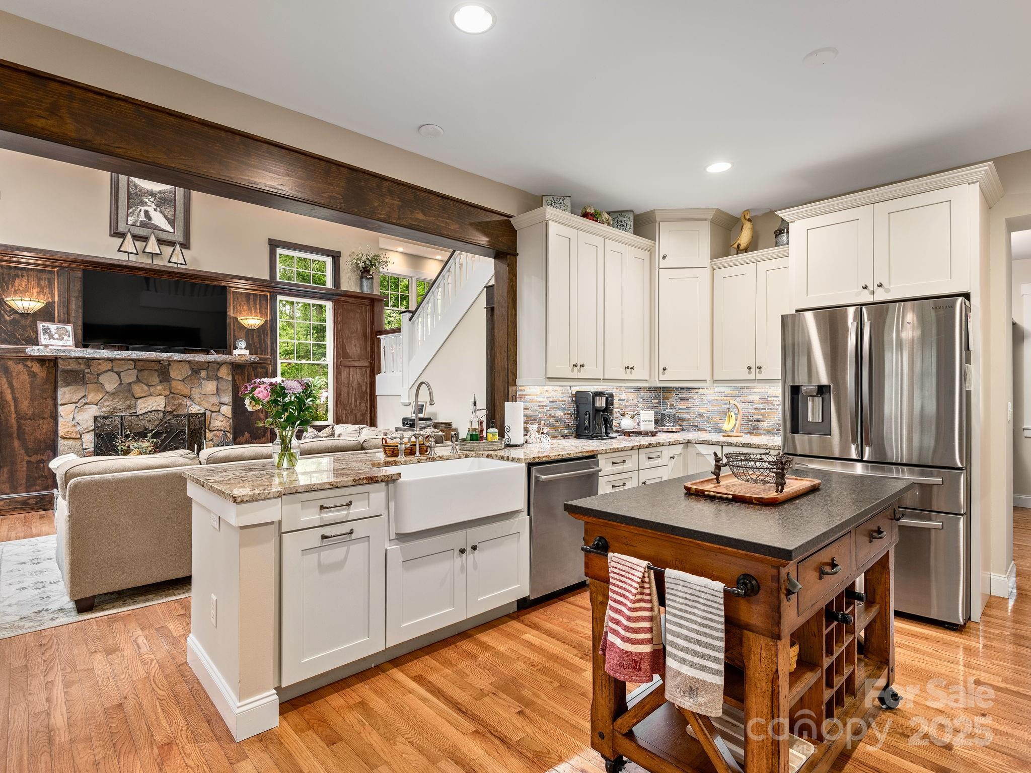 15 Bonnies Lane Asheville NC 28803