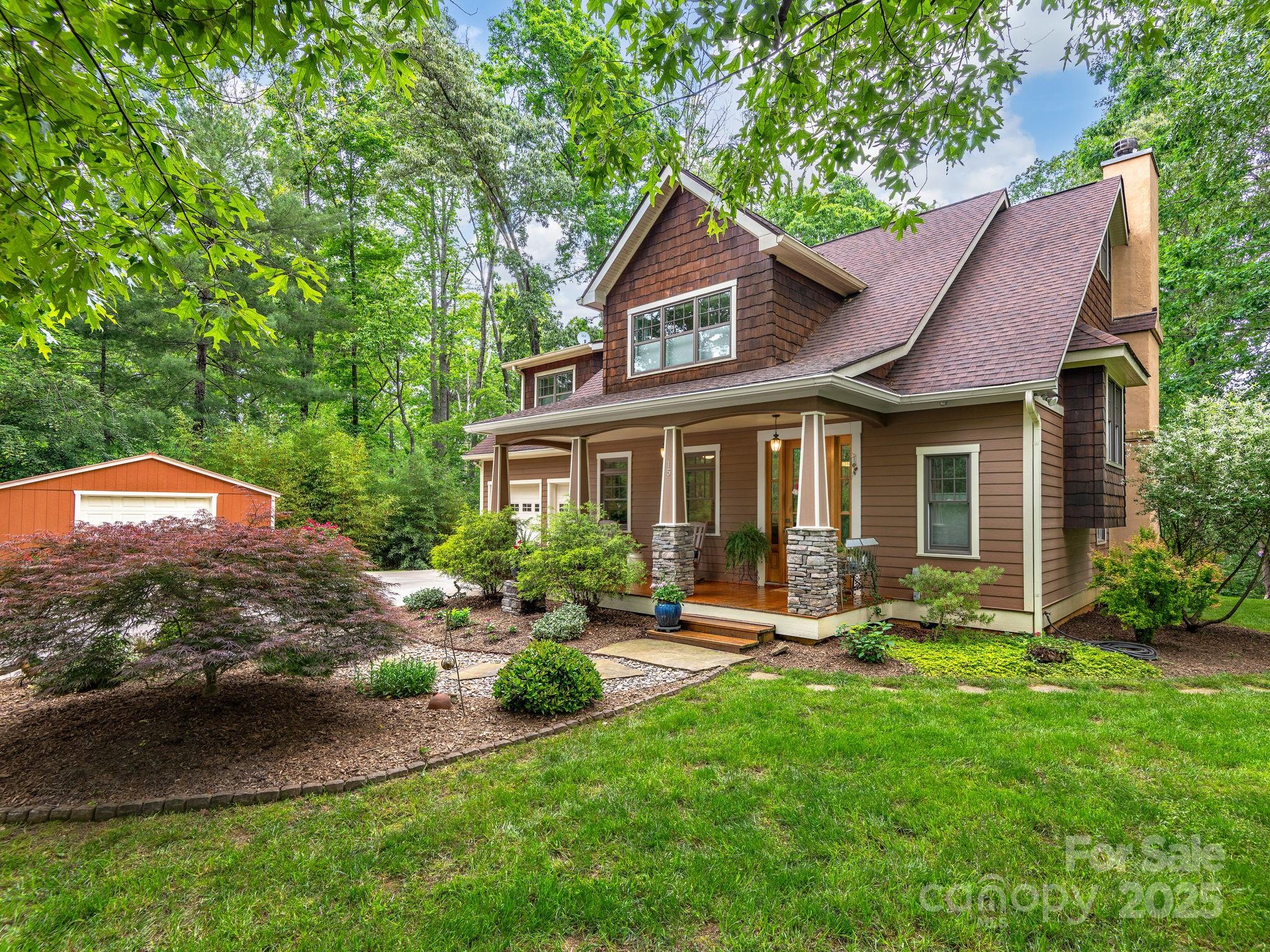 15 Bonnies Lane Asheville NC 28803