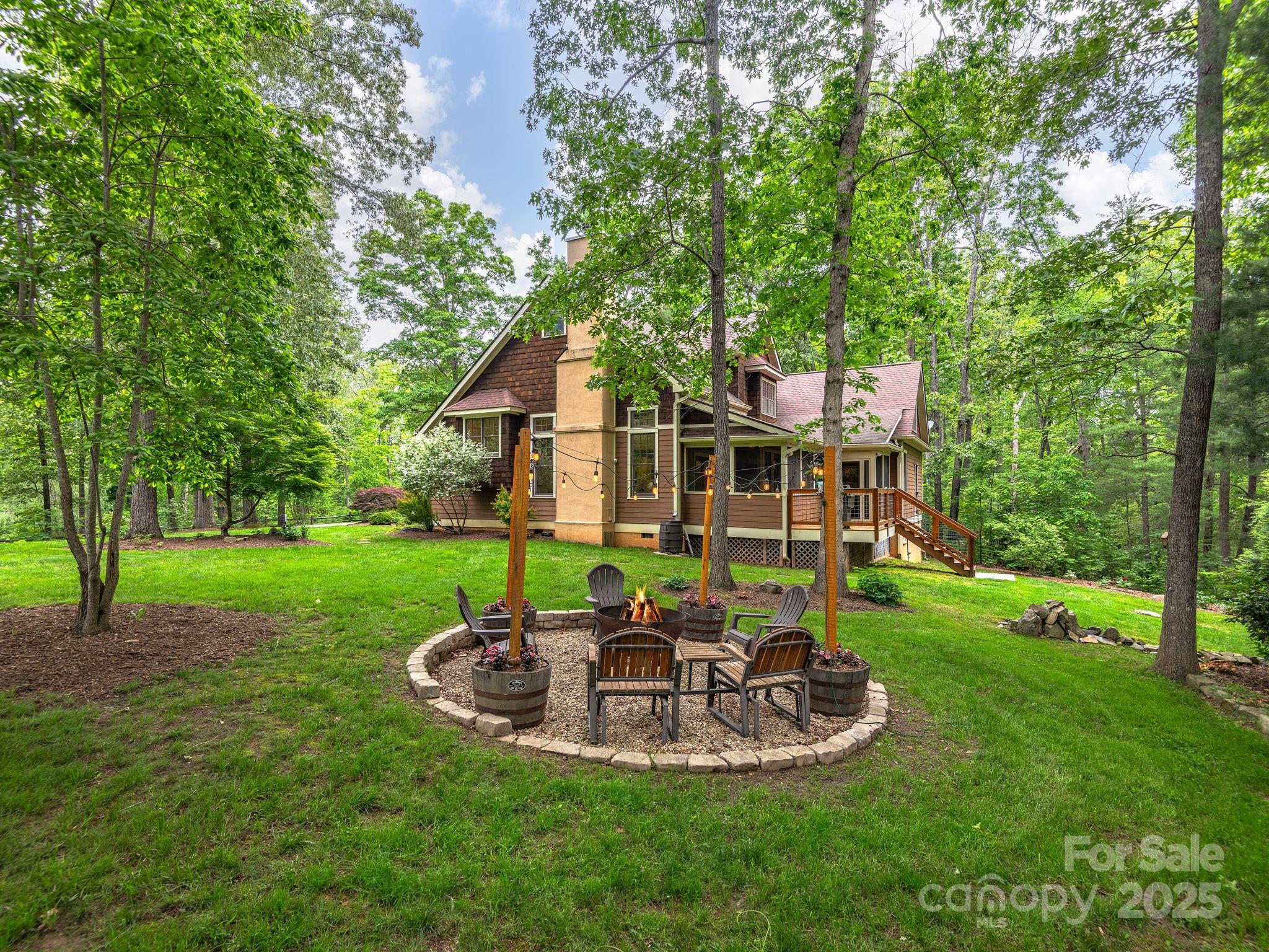 15 Bonnies Lane Asheville NC 28803