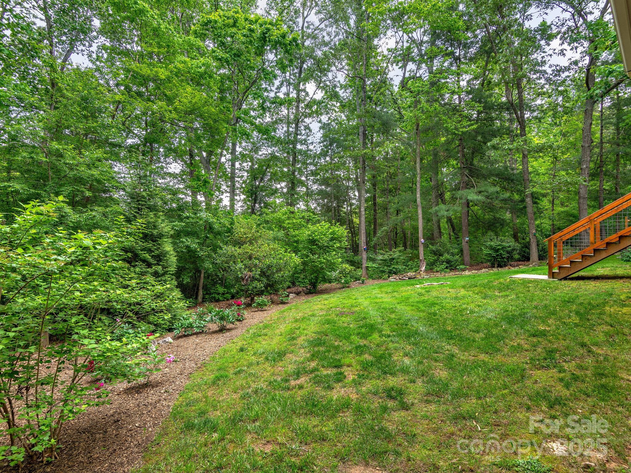 15 Bonnies Lane Asheville NC 28803