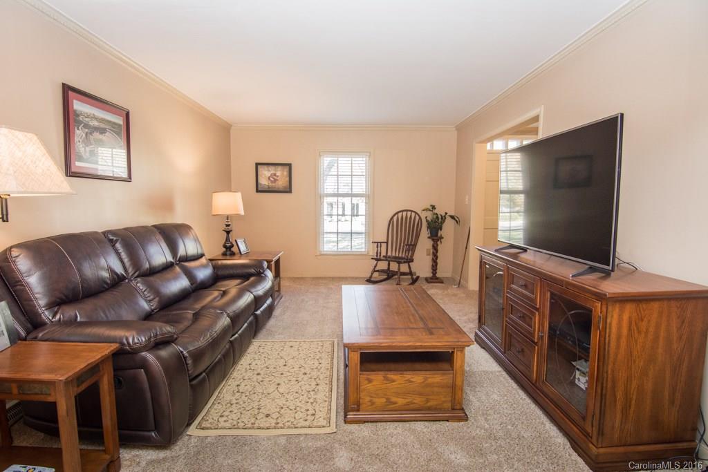 3519 Chevington Road Charlotte NC 28226