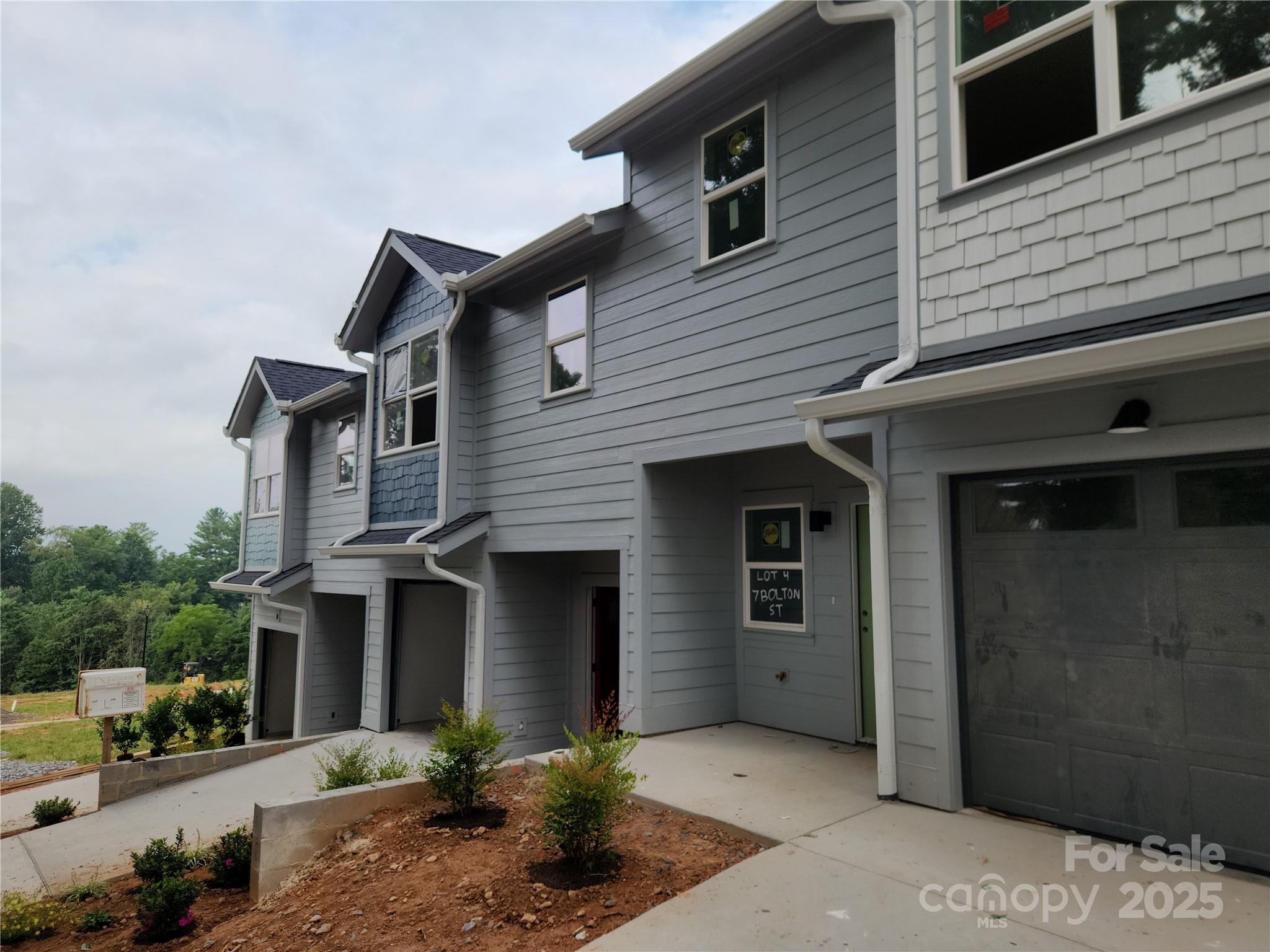 9 Bolton Street Asheville NC 28806