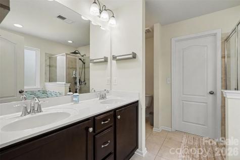 4638 Cecilia Lane Charlotte NC 28273