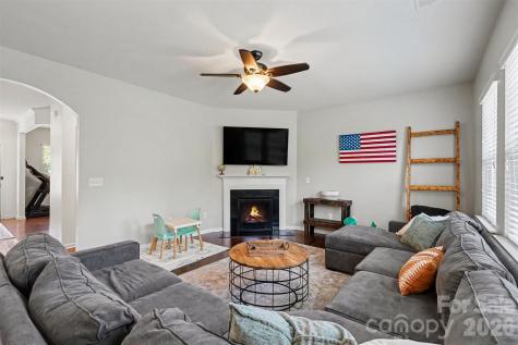4638 Cecilia Lane Charlotte NC 28273
