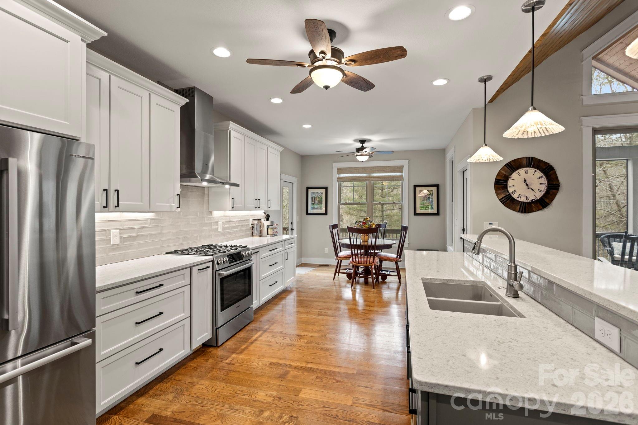 719 Overlook Drive Flat Rock NC 28731