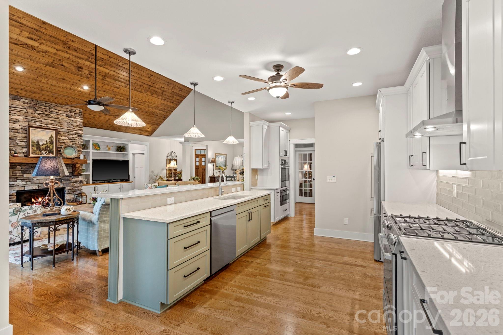 719 Overlook Drive Flat Rock NC 28731