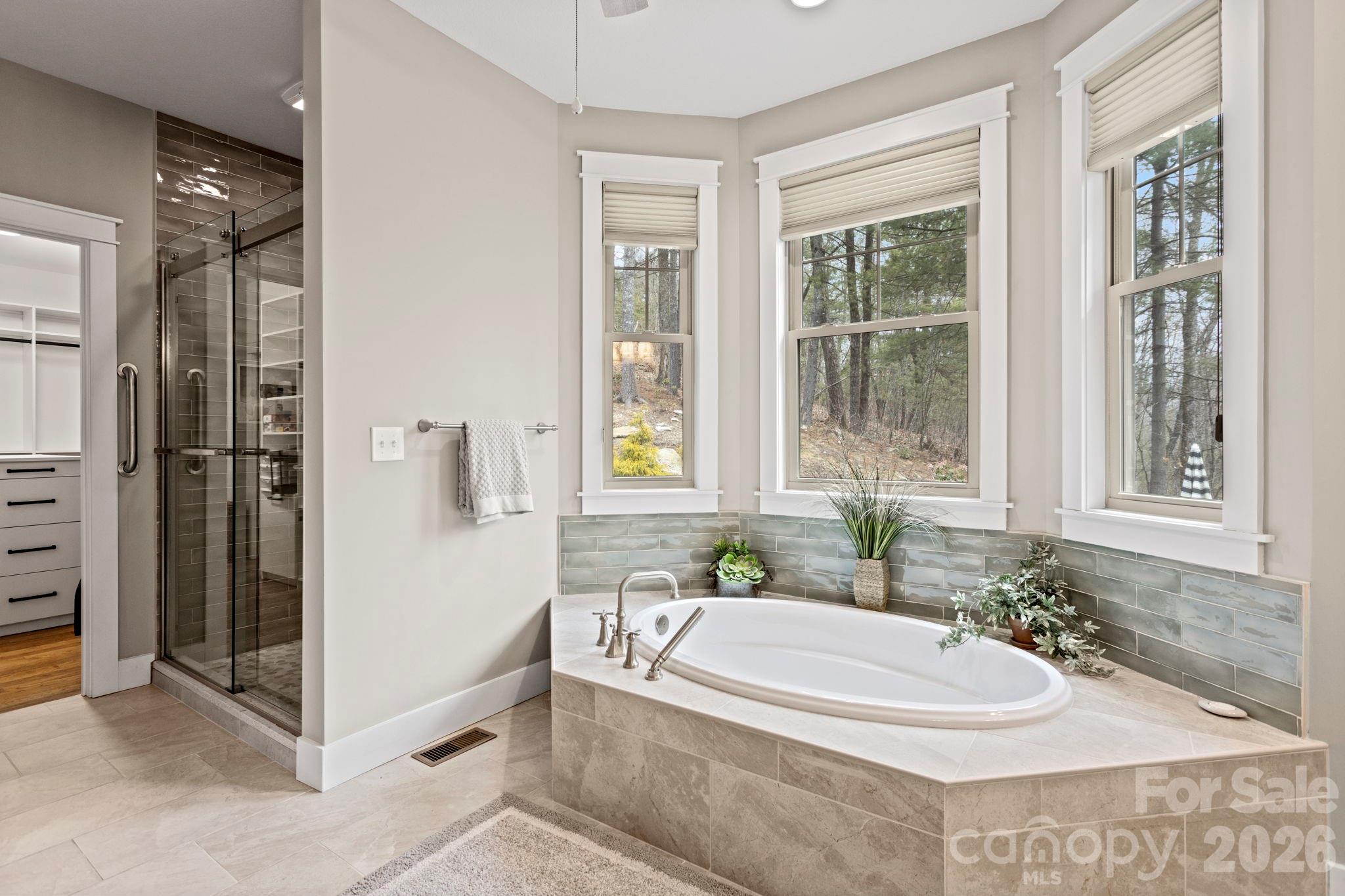 719 Overlook Drive Flat Rock NC 28731