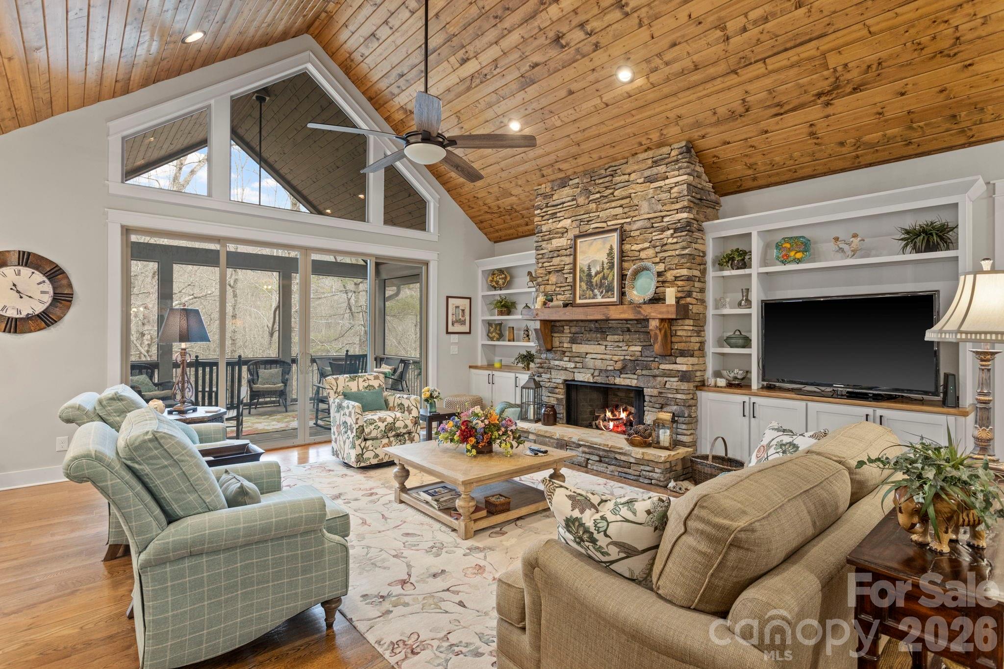 719 Overlook Drive Flat Rock NC 28731