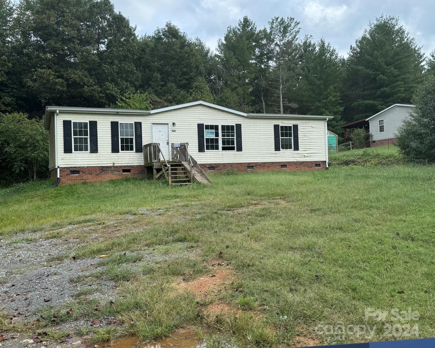 2968 Dalton Drive Morganton NC 28655