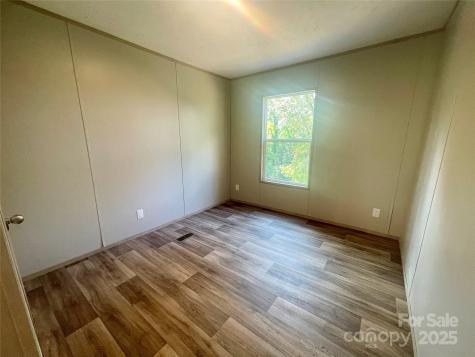 22 Mcgee Hill Road Fairview NC 28730