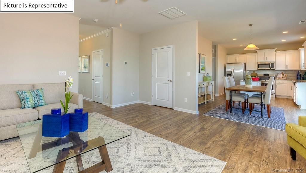 5009 Traynor Road Charlotte NC 28216