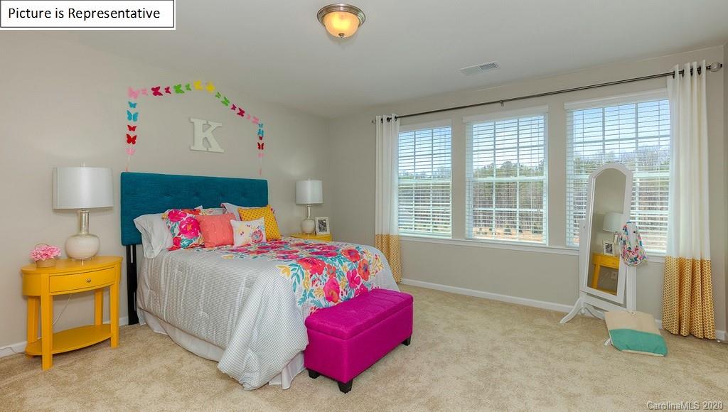 5009 Traynor Road Charlotte NC 28216