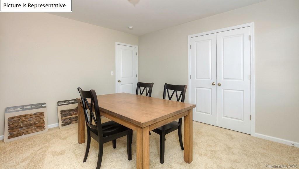 5009 Traynor Road Charlotte NC 28216
