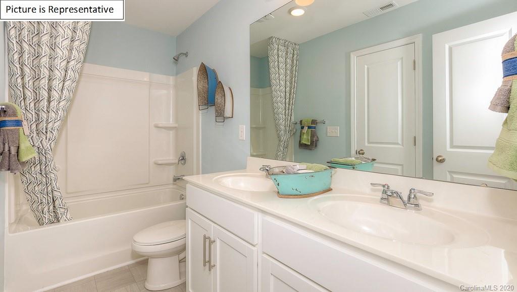 5009 Traynor Road Charlotte NC 28216