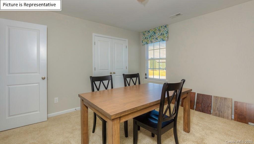 5009 Traynor Road Charlotte NC 28216