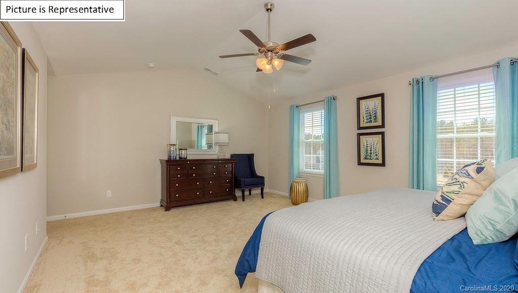 5009 Traynor Road Charlotte NC 28216