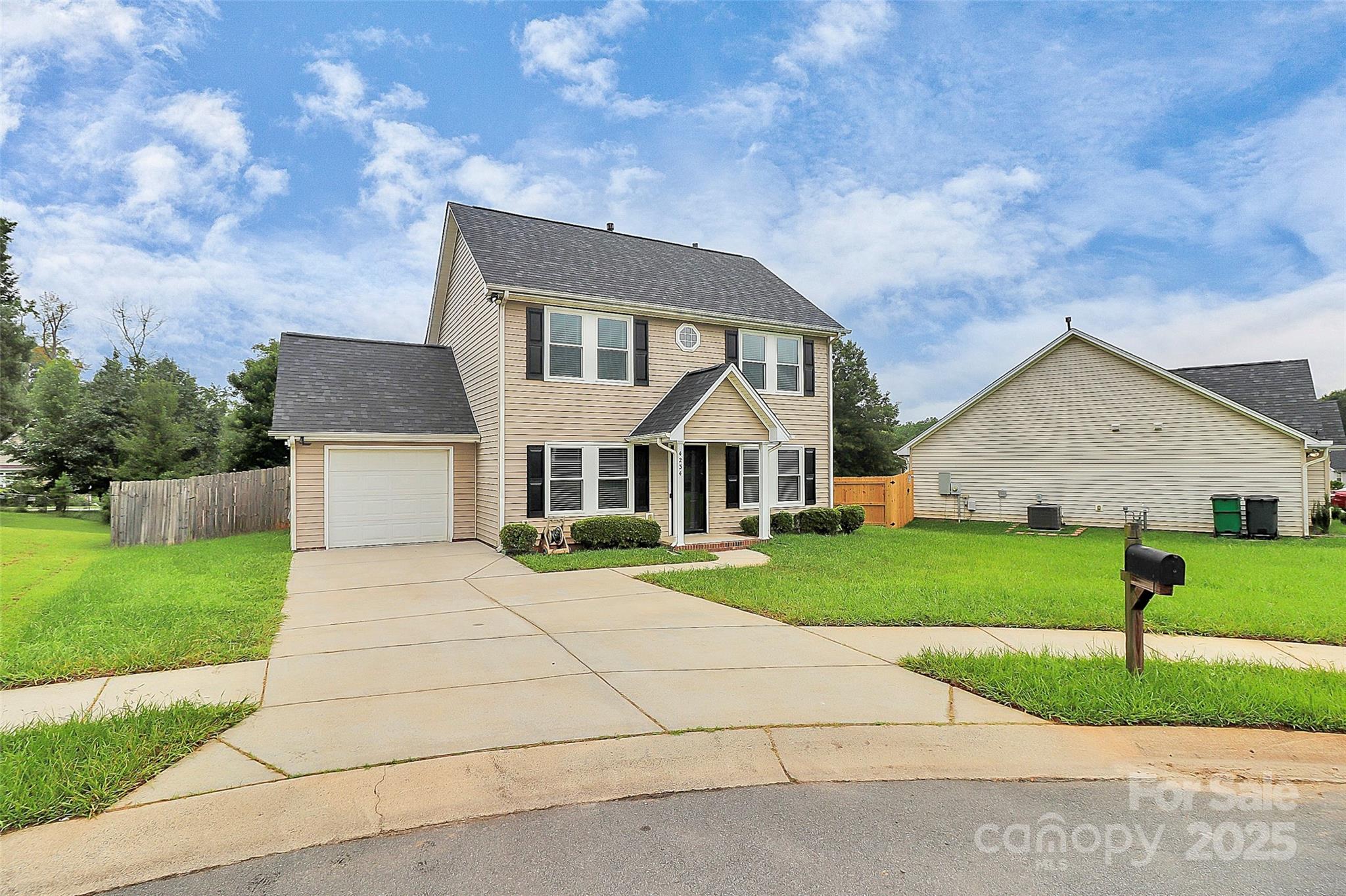4234 Red Shed Lane Charlotte NC 28269