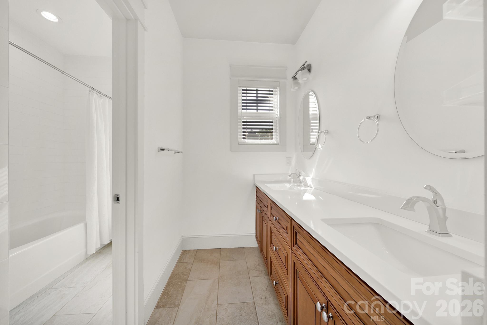 532 Melbourne Court Charlotte NC 28209