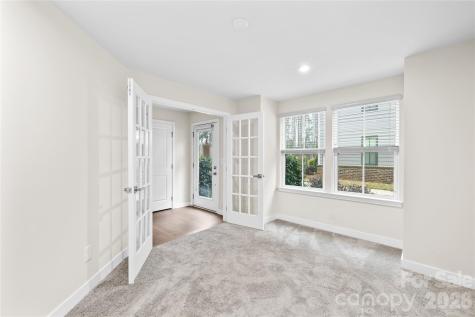 563 Nantahala Drive Charlotte NC 28211