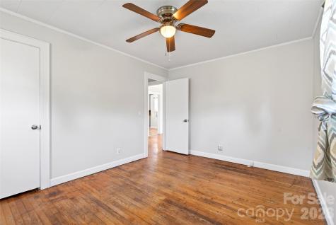 85 Bostic Street Marion NC 28752