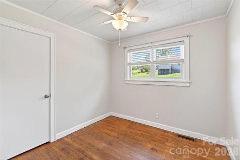 85 Bostic Street Marion NC 28752