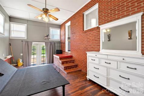 85 Bostic Street Marion NC 28752