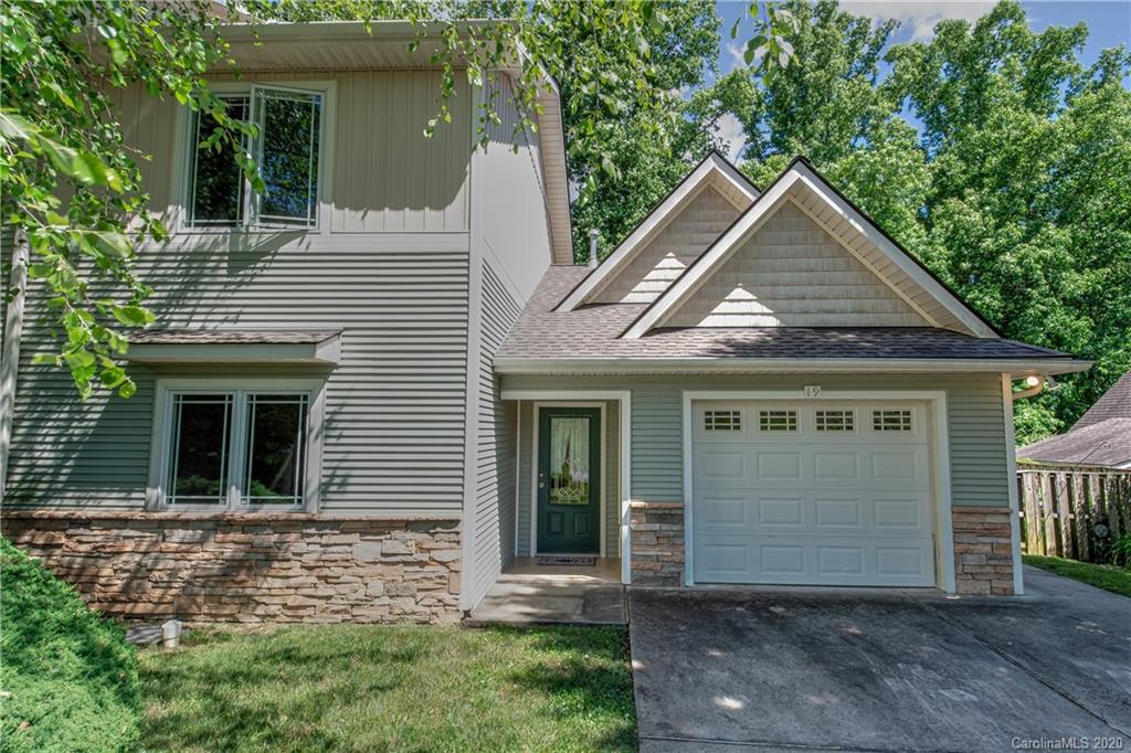 19 Bee Tree Village Parkway Swannanoa NC 28778