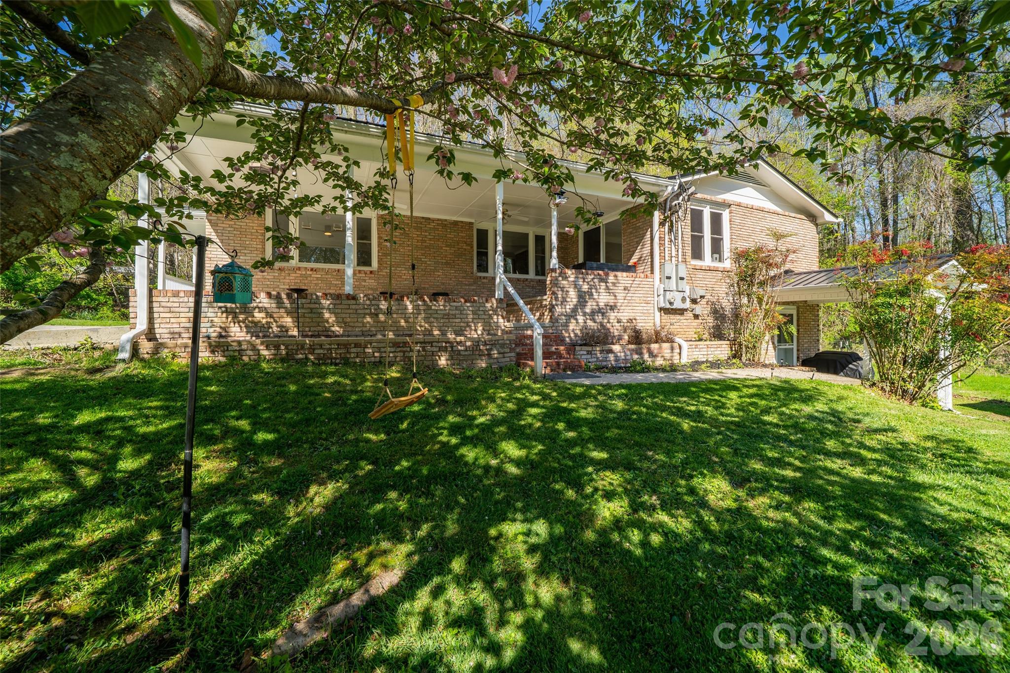 913 Dorothy Street Hendersonville NC 28791