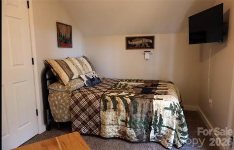 1594 High Valley Way Lenoir NC 28645