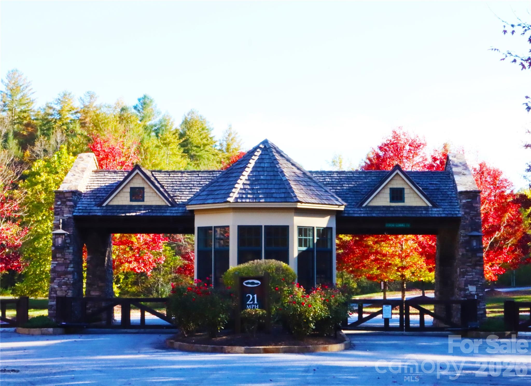 1594 High Valley Way Lenoir NC 28645
