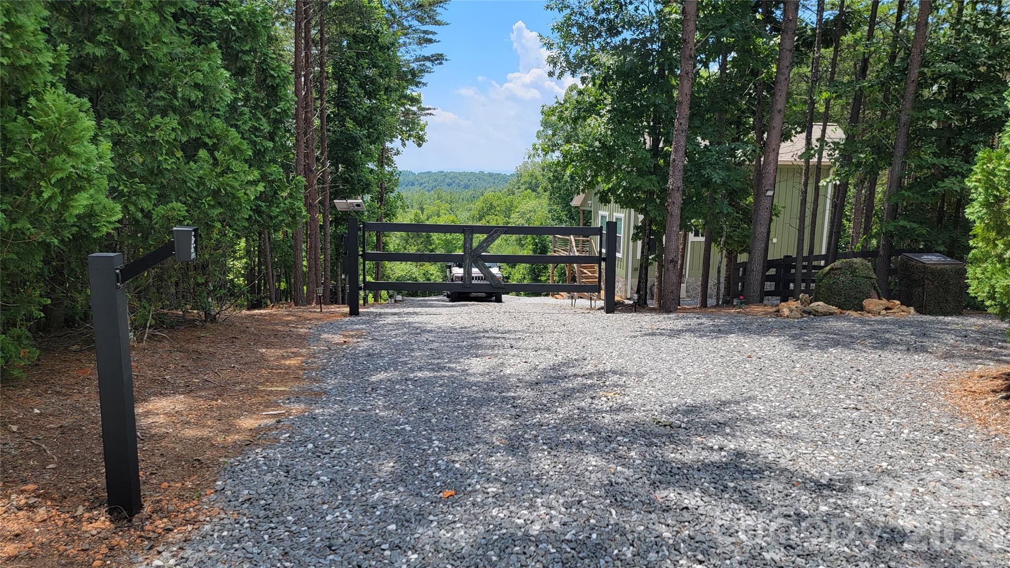 1594 High Valley Way Lenoir NC 28645
