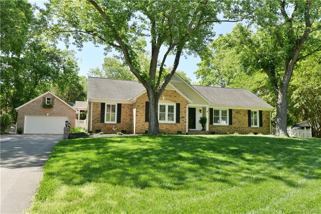 7111 Rhygate Circle Charlotte NC 28226