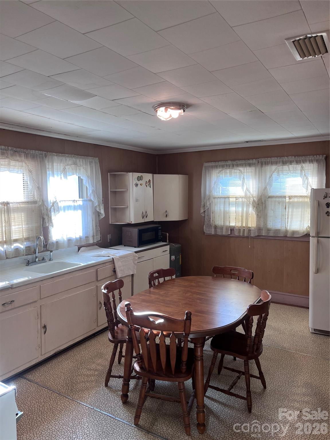 1033 Nc 16 Highway N Taylorsville NC 28681