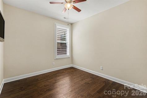 8407 Festival Way Charlotte NC 28215