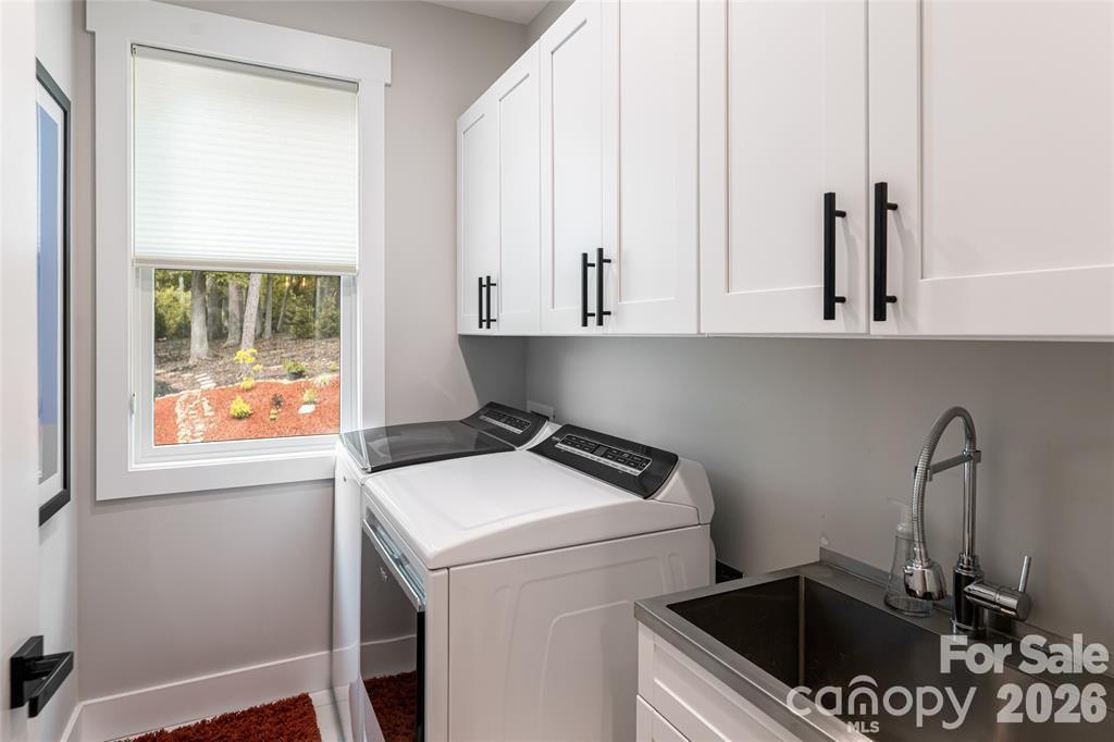 99 Timber Ridge Circle Leicester NC 28748