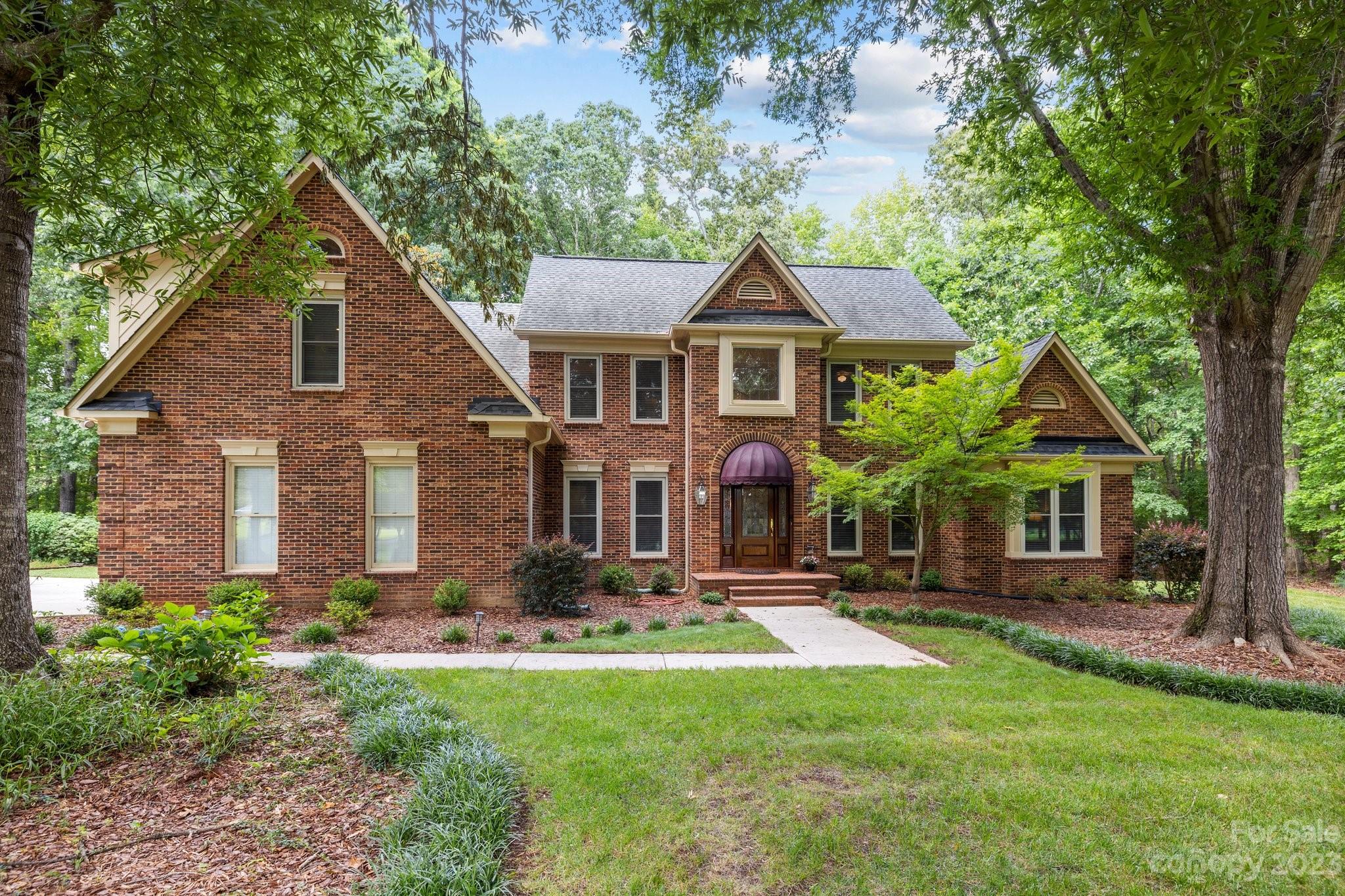 2905 Forest Lawn Drive Matthews NC 28104