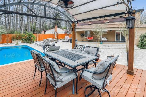 8104 Stem Court Charlotte NC 28227