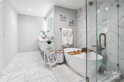 8104 Stem Court Charlotte NC 28227