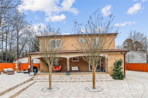 8104 Stem Court Charlotte NC 28227