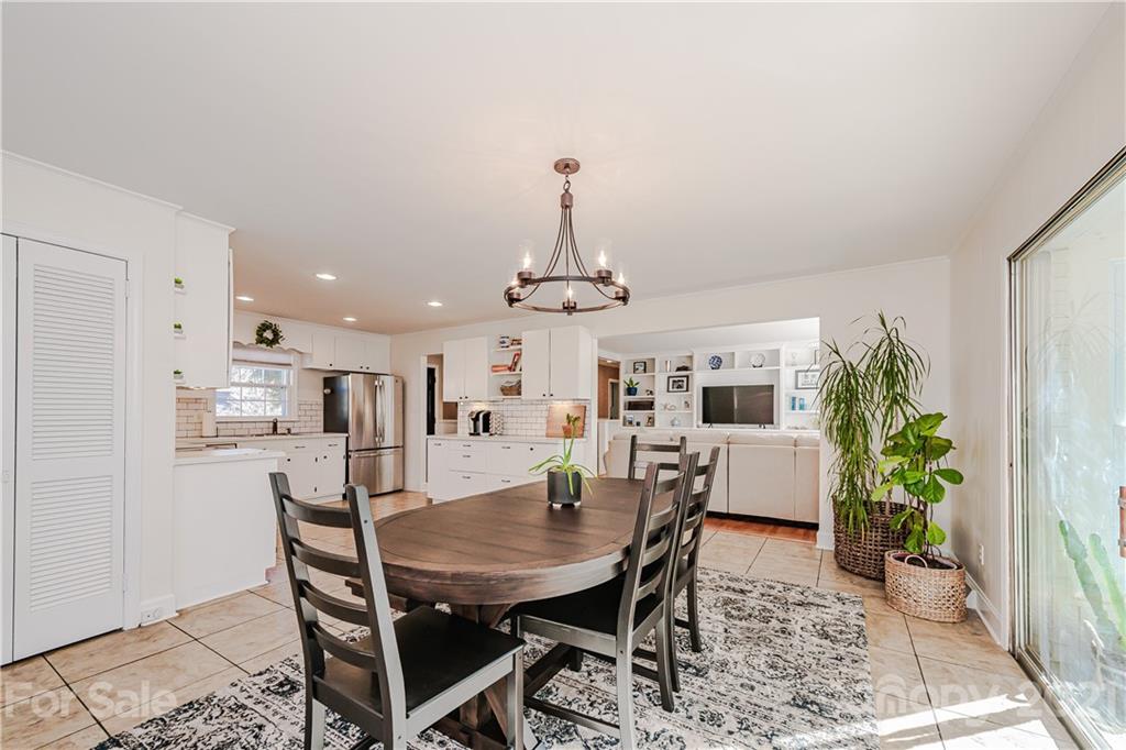 7047 Ridgebrook Drive Charlotte NC 28210