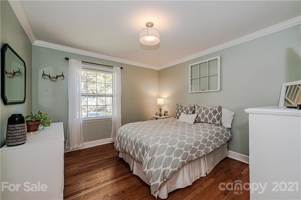 7047 Ridgebrook Drive Charlotte NC 28210