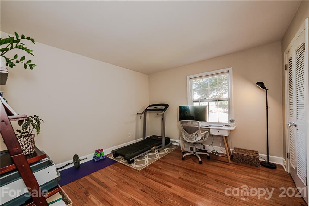 7047 Ridgebrook Drive Charlotte NC 28210