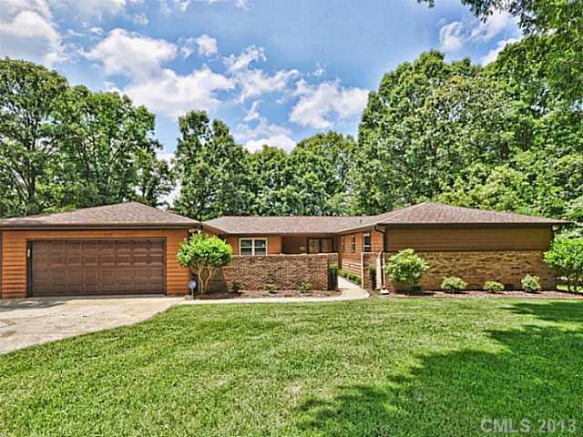 2510 E Providence Drive Charlotte NC 28270