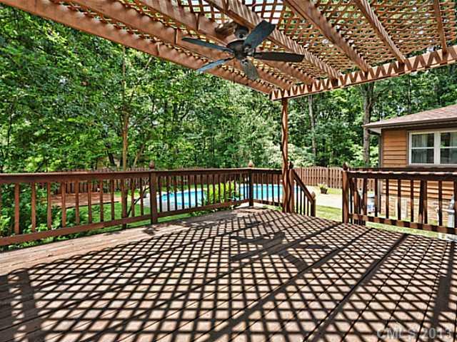 2510 E Providence Drive Charlotte NC 28270