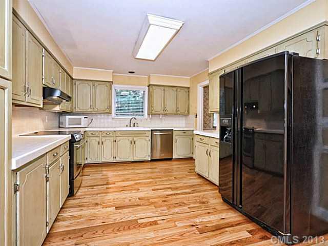 2510 E Providence Drive Charlotte NC 28270