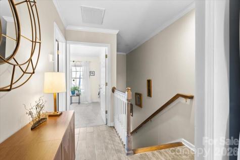 92 Rotunda Circle Asheville NC 28806