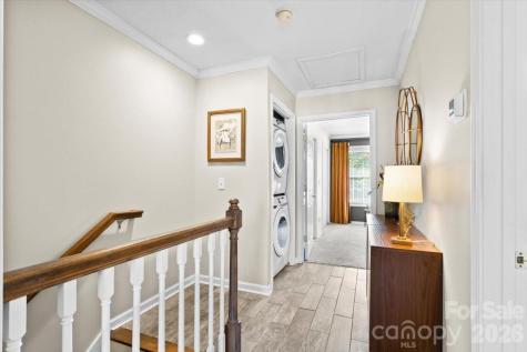 92 Rotunda Circle Asheville NC 28806