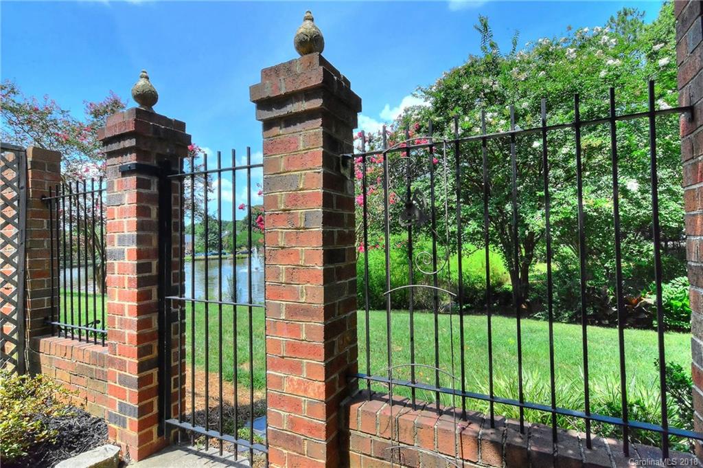6634 Bunker Hill Circle Charlotte NC 28210