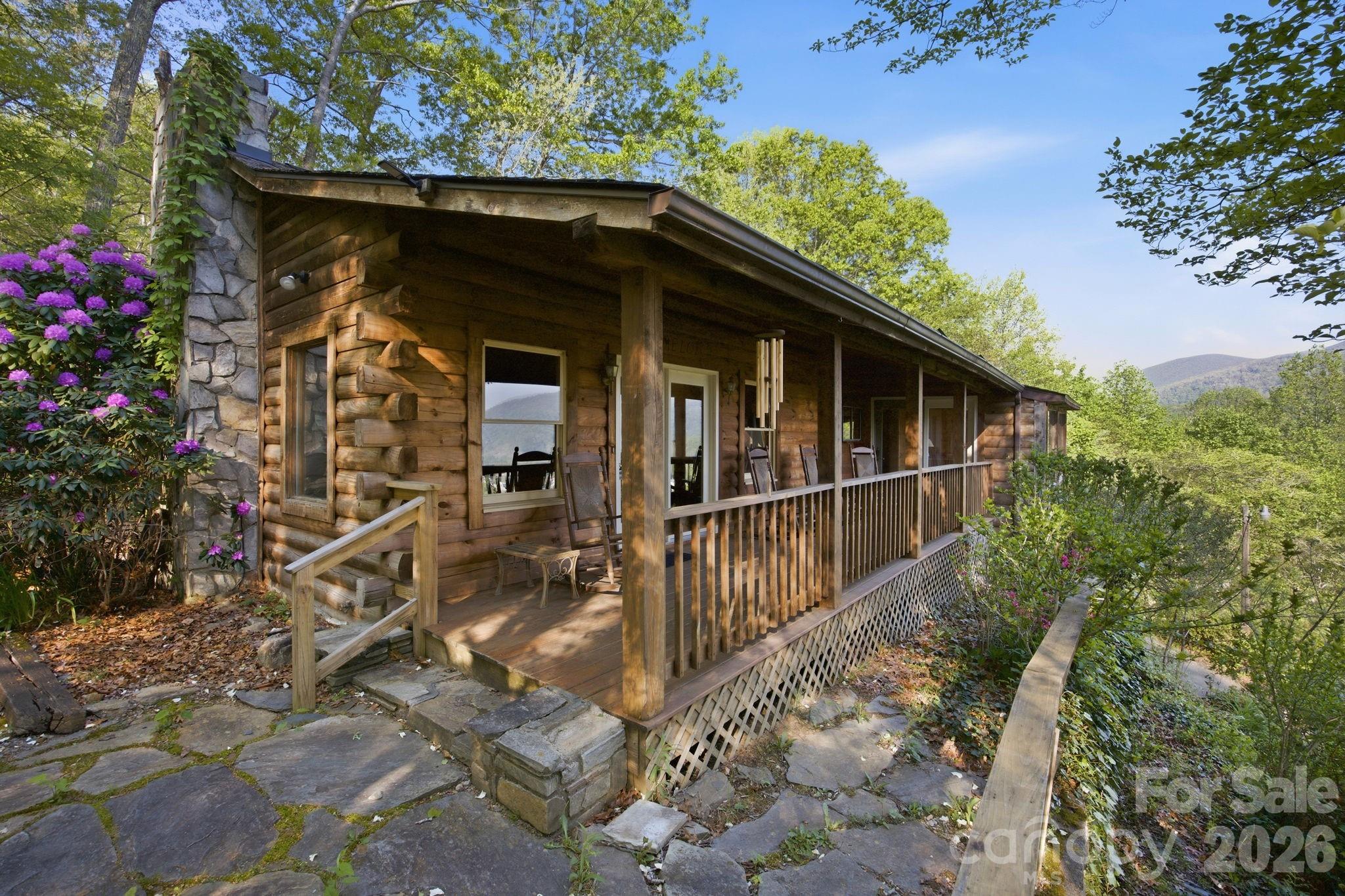 75 Red Oak Lane Waynesville NC 28786