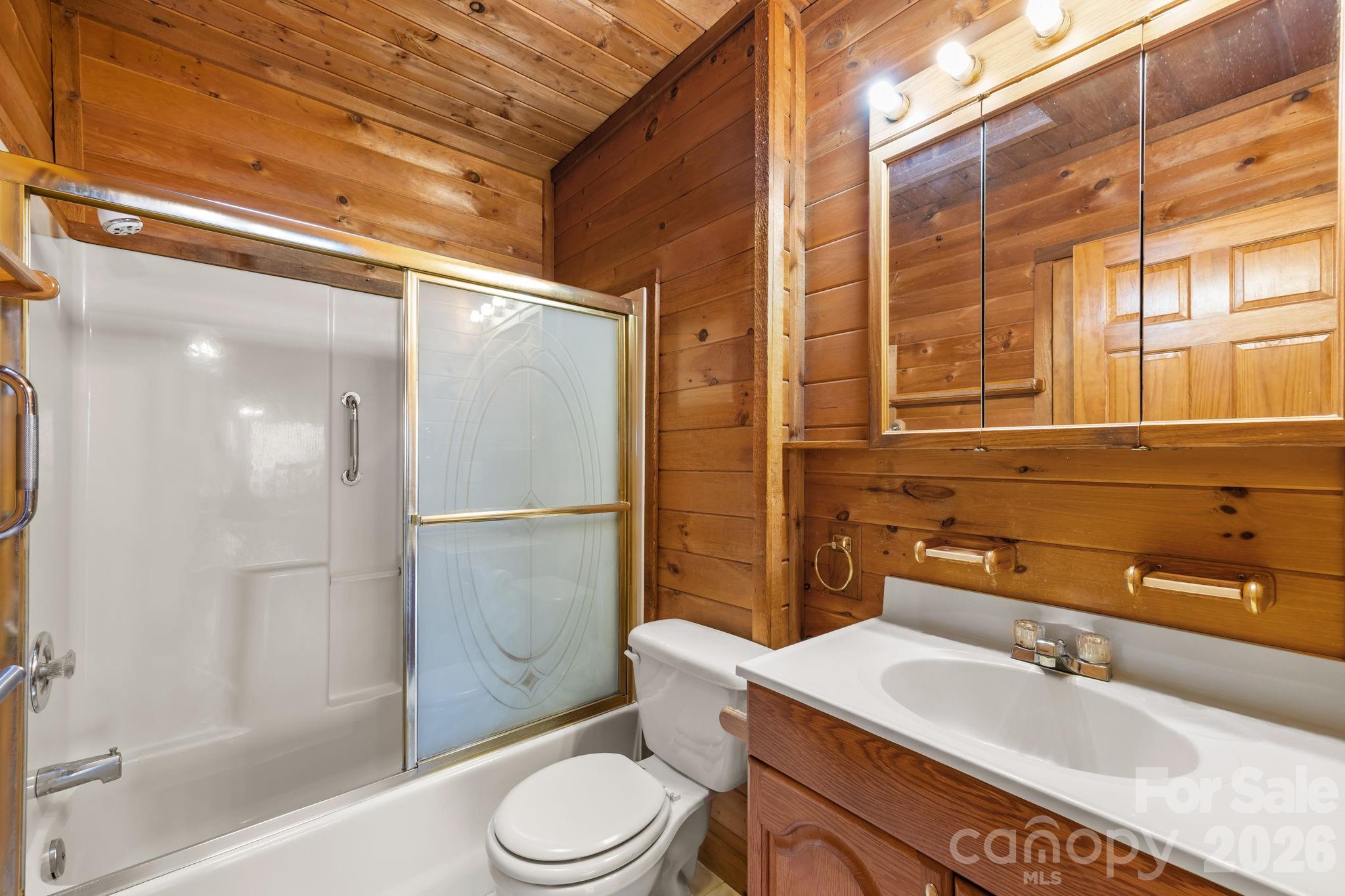 75 Red Oak Lane Waynesville NC 28786